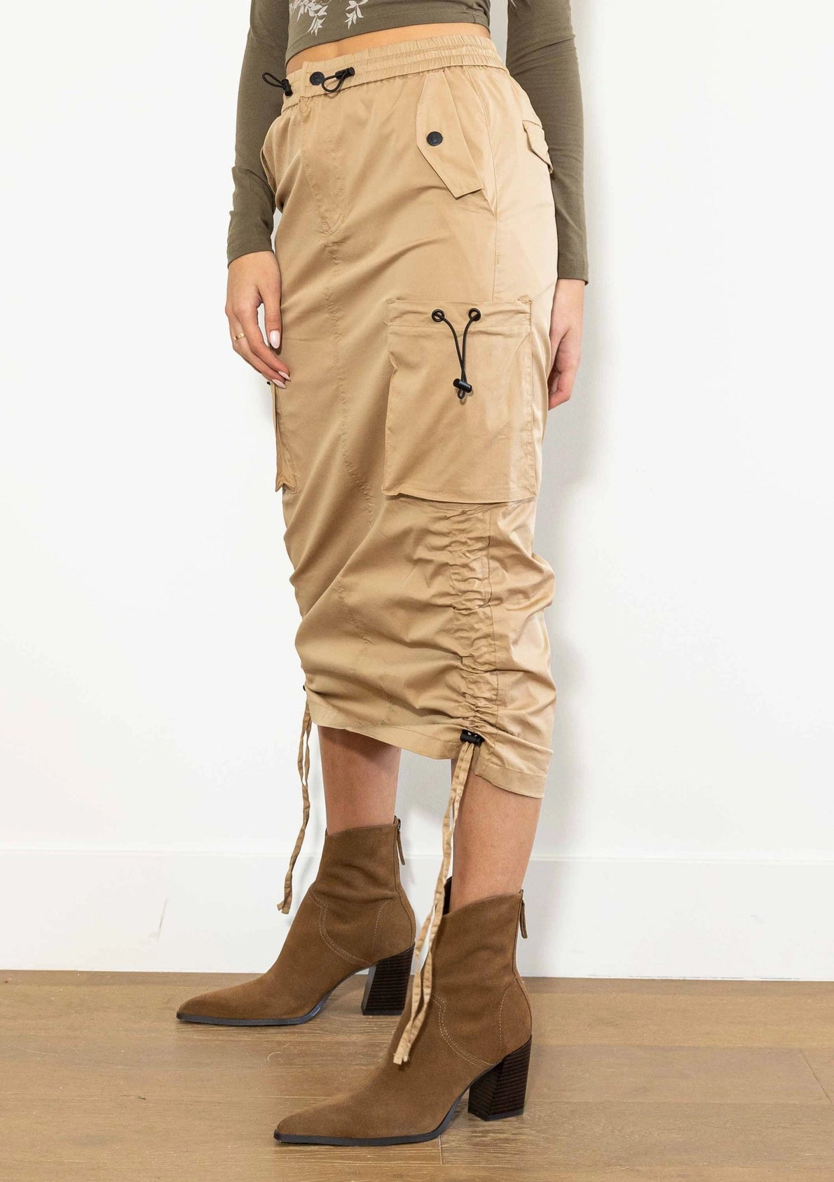 Cargo Column Skirt